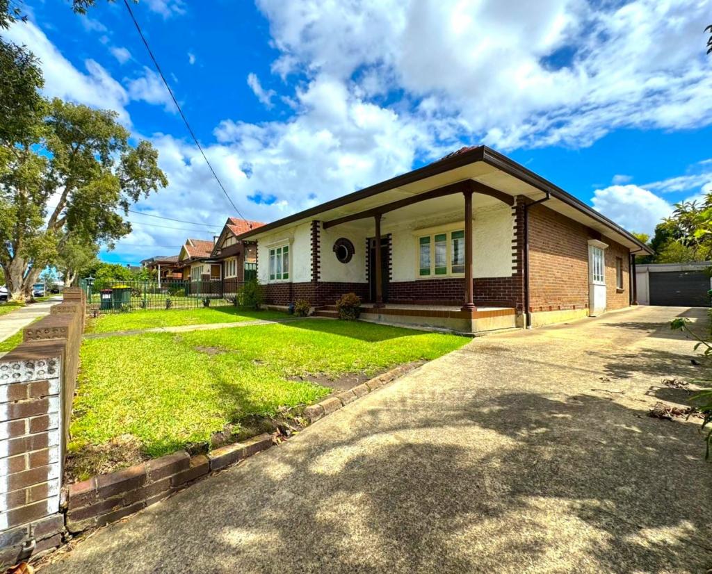 77 Quigg St S, Lakemba, NSW 2195