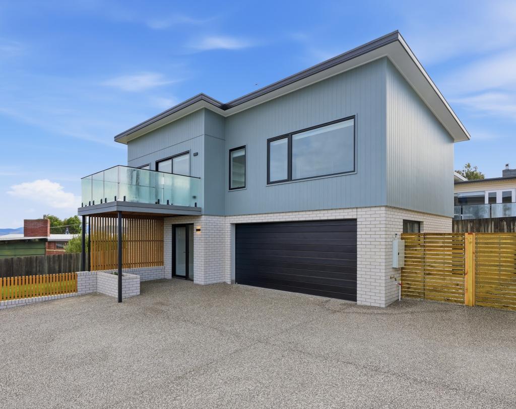 1 Or 2/10 Vancouver St, Midway Point, TAS 7171