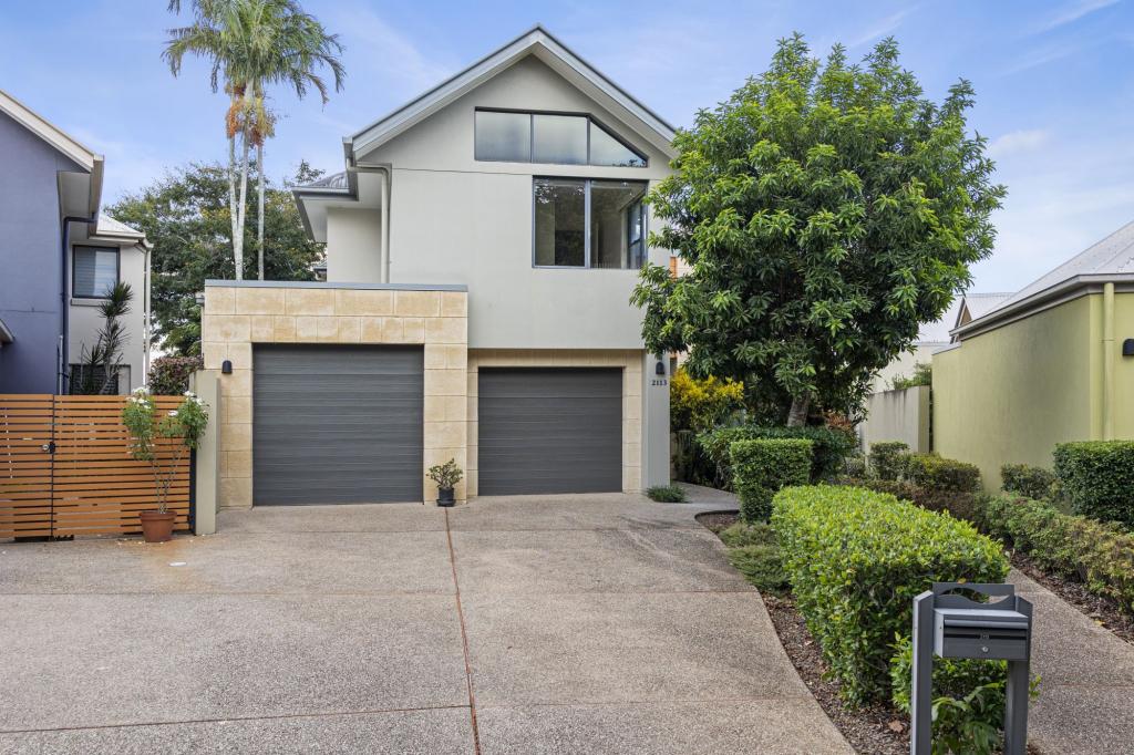 2113/1 The Vistas Dr, Carrara, QLD 4211