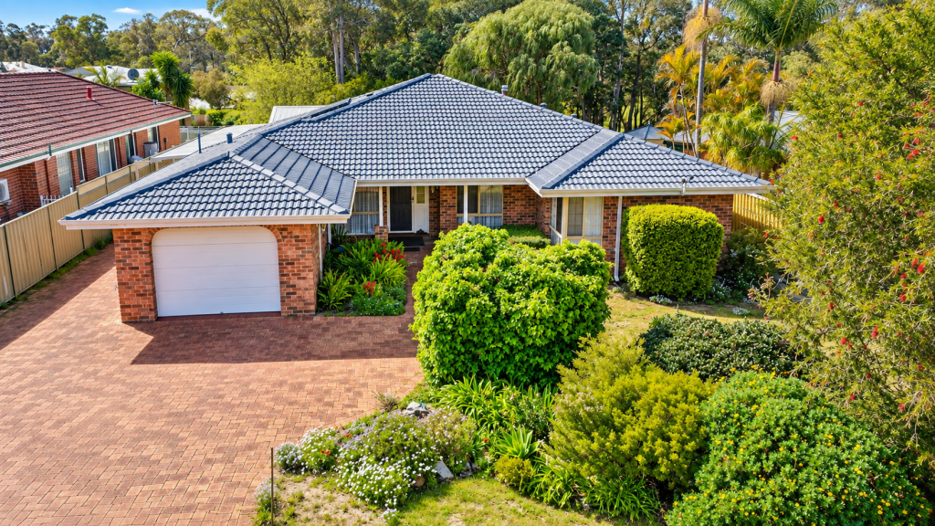 104 Lucy Victoria Ave, Australind, WA 6233