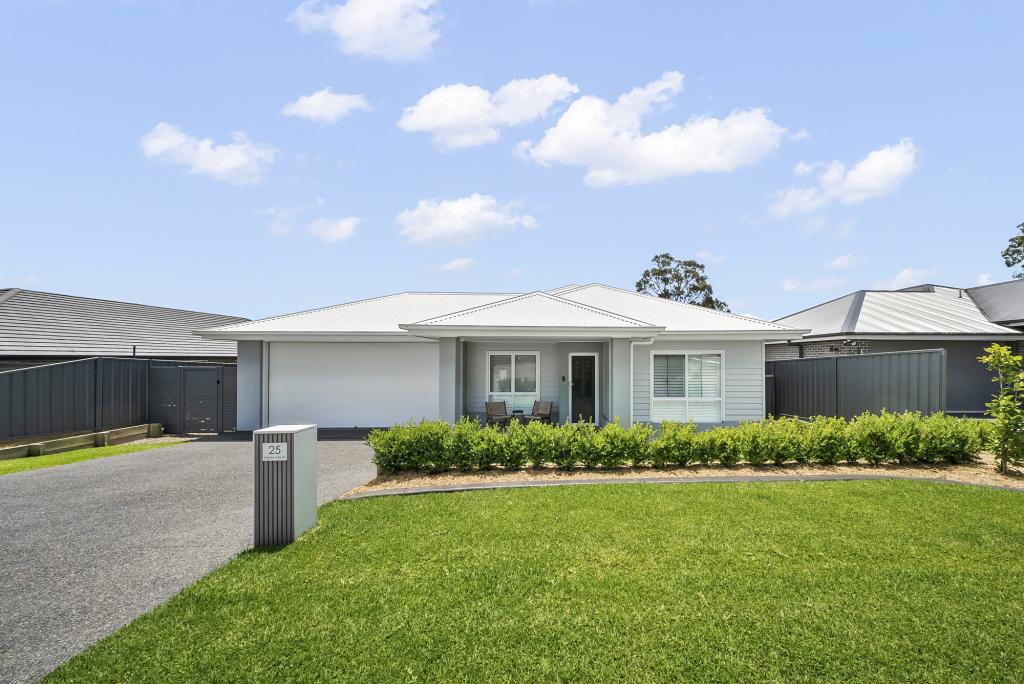 25 Harrow Cct, Greta, NSW 2334