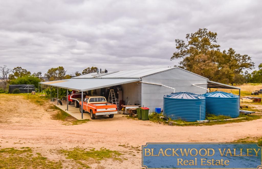 6 Whitham St, Boyup Brook, WA 6244