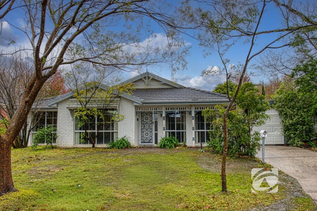 2 Bangalay Pl, Berwick, VIC 3806