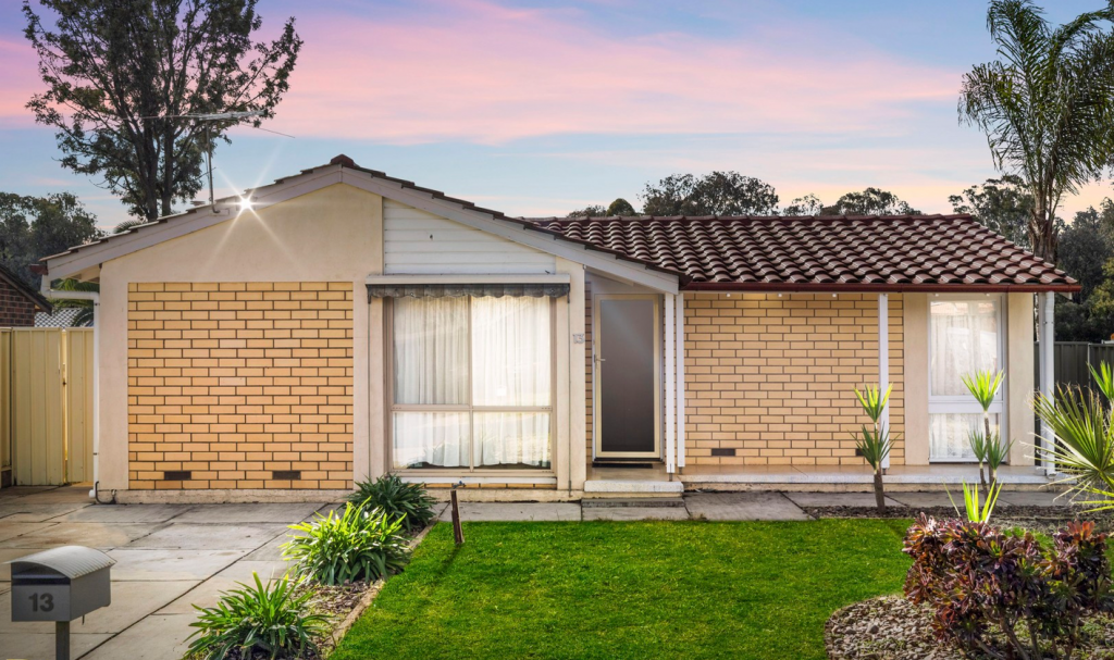 13 Garrin St, Salisbury North, SA 5108