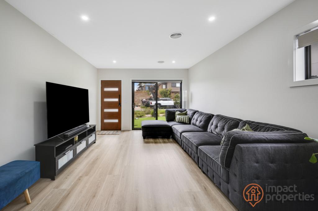 4 Keith Bain Crst, Whitlam, ACT 2611