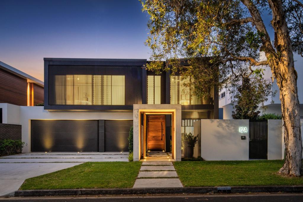 12A FREYBURG ST, BUNDALL, QLD 4217