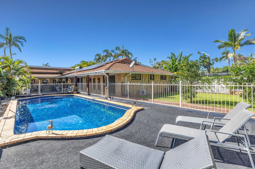 39 Rawlinna Dr, Mermaid Waters, QLD 4218