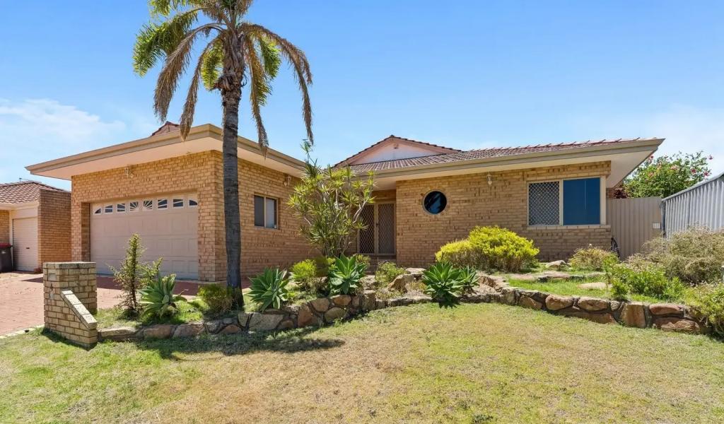 4 Garbin Pl, Lake Coogee, WA 6166