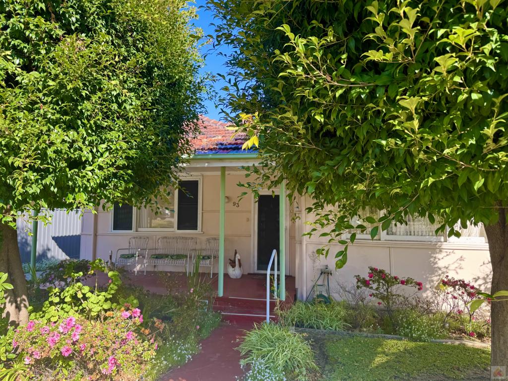 93 Holland St, Fremantle, WA 6160