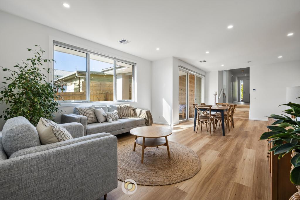 1/122 Flinders St, Mccrae, VIC 3938