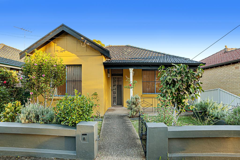 8 Tincombe St, Canterbury, NSW 2193