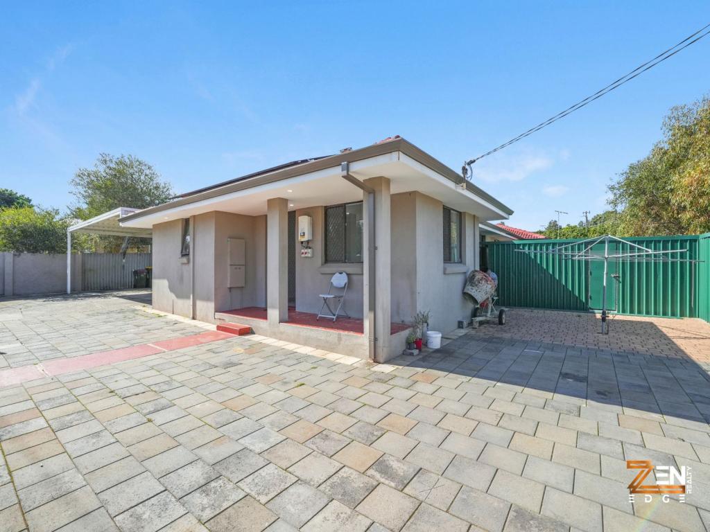 2 Selwyn Ct, Girrawheen, WA 6064