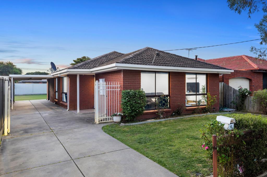18 Rosebery St, Altona Meadows, VIC 3028