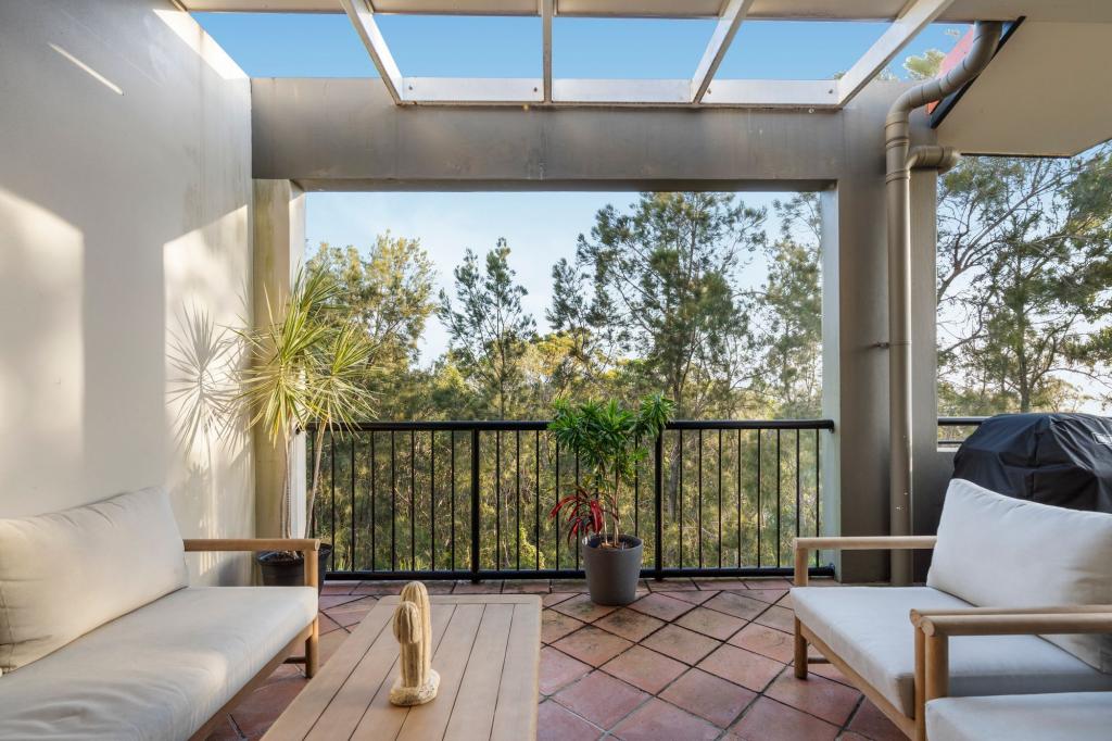 E37/1 Great Hall Dr, Miami, QLD 4220
