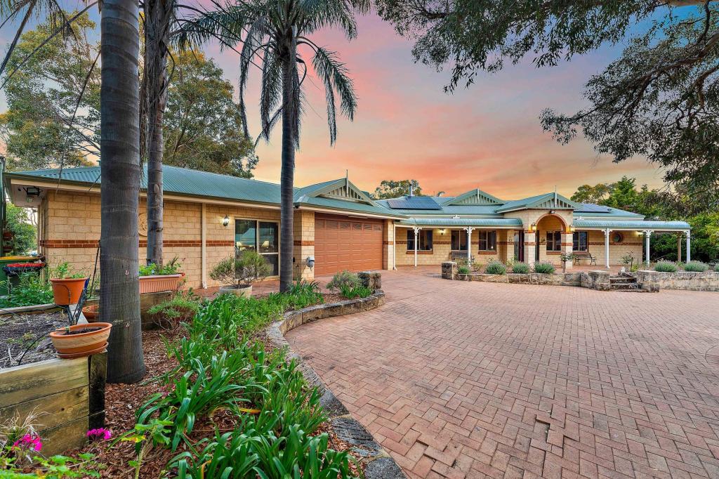 19 Adelaide Cres, Helena Valley, WA 6056