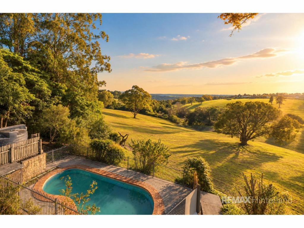 71 Tamarind St, Maleny, QLD 4552