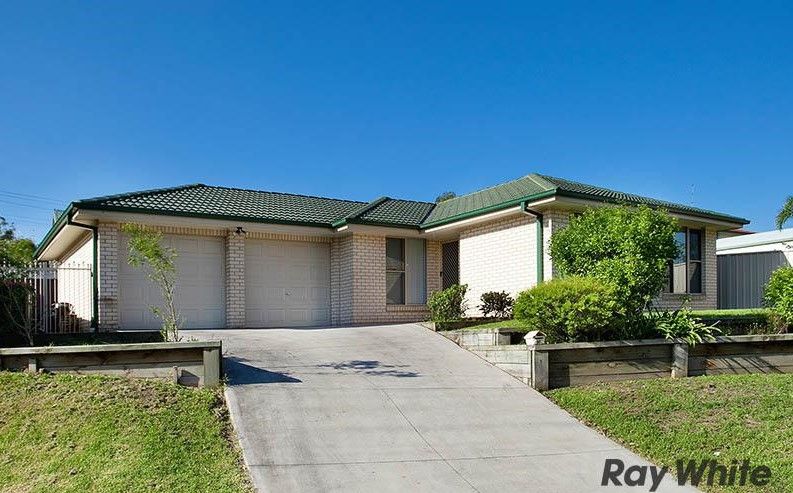 102 FISHER ST, OAK FLATS, NSW 2529