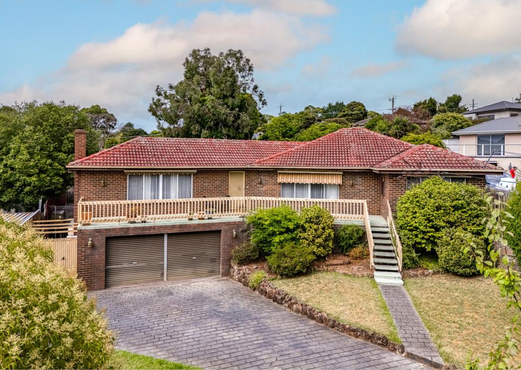 13 Carolanne Ct, Mooroolbark, VIC 3138