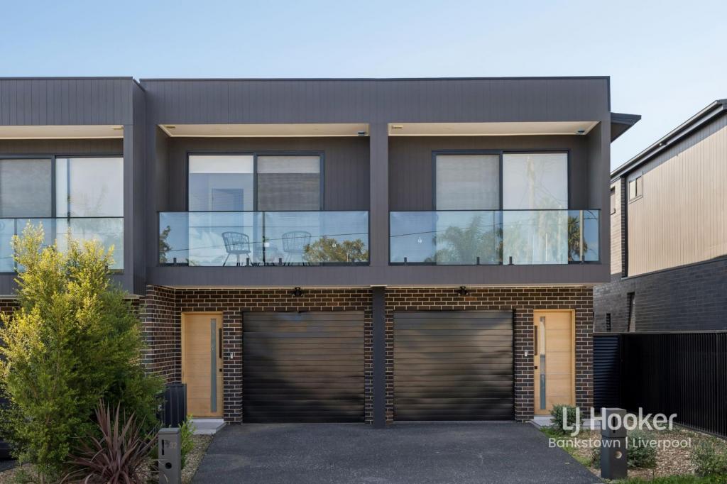 3/32 LUCAS AVE, MOOREBANK, NSW 2170