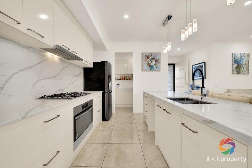 26 Pinnacle Cct, Heathwood, QLD 4110