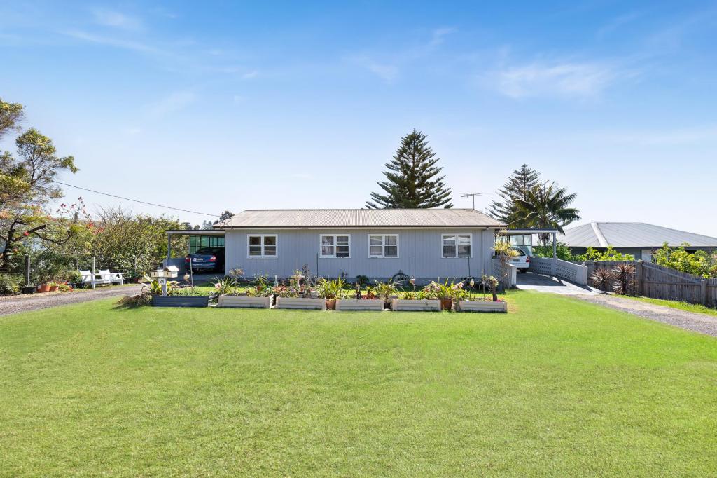 24 Hawkins Rd, Tuross Head, NSW 2537