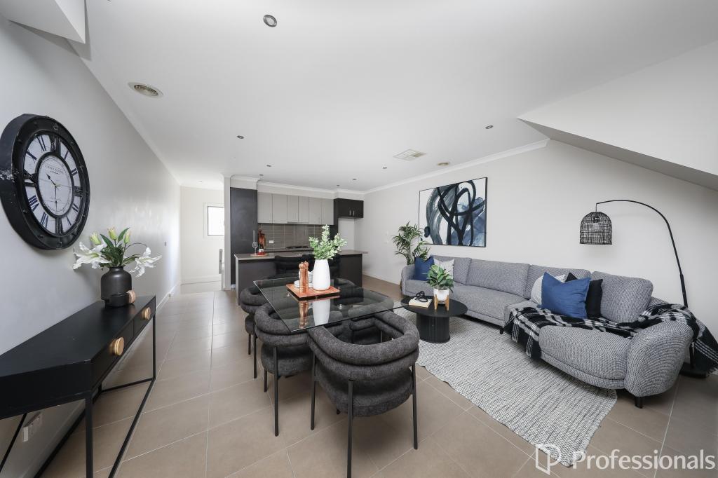 12/79 Lancefield Dr, Caroline Springs, VIC 3023