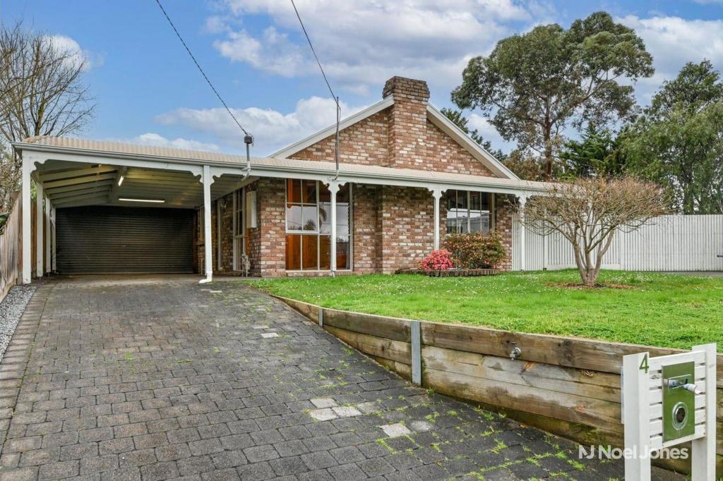 4 Tulong Cl, Mooroolbark, VIC 3138