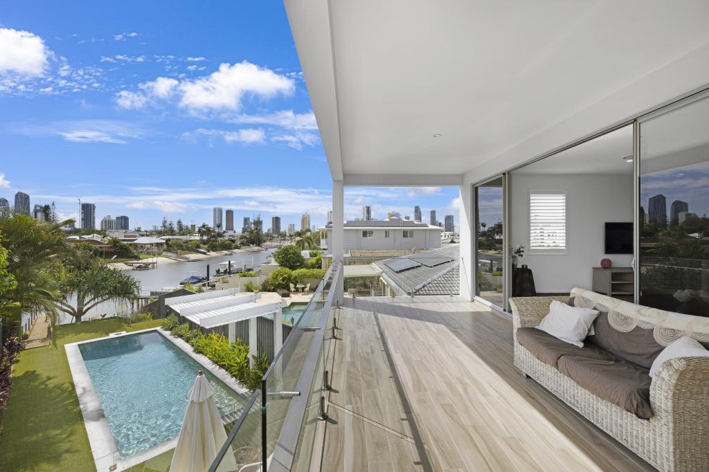1a Grant Pl, Broadbeach Waters, QLD 4218