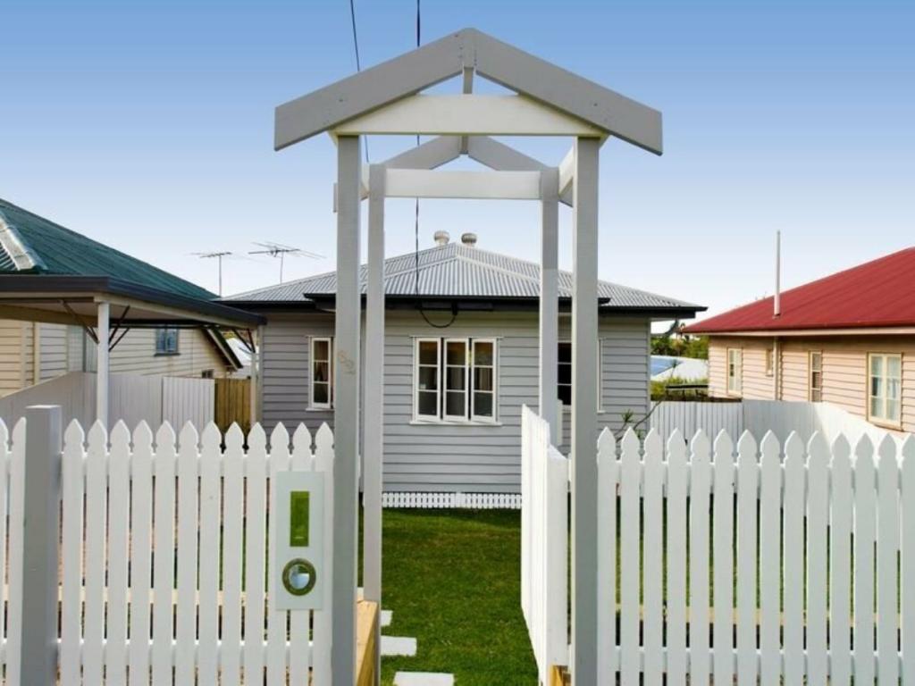 62 Lumley St, Upper Mount Gravatt, QLD 4122