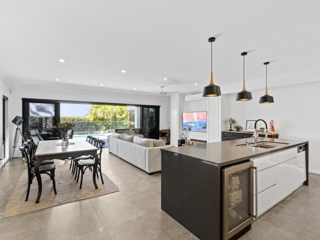 55 Gordon St, Ormiston, QLD 4160