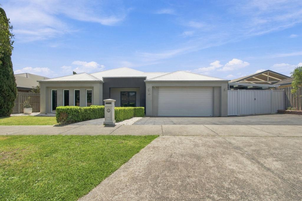 16 Leinster Ave, Traralgon, VIC 3844