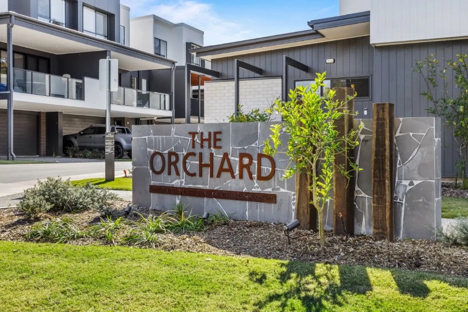 42/80 PLUCKS RD, ARANA HILLS, QLD 4054