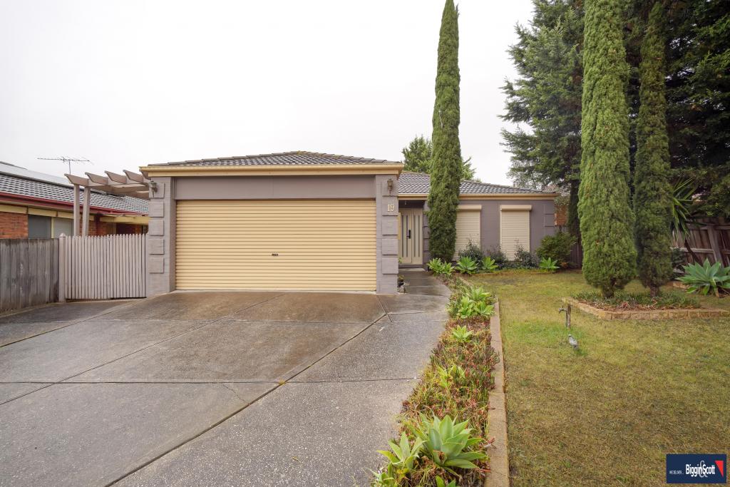 19 Reynolds Ct, Roxburgh Park, VIC 3064