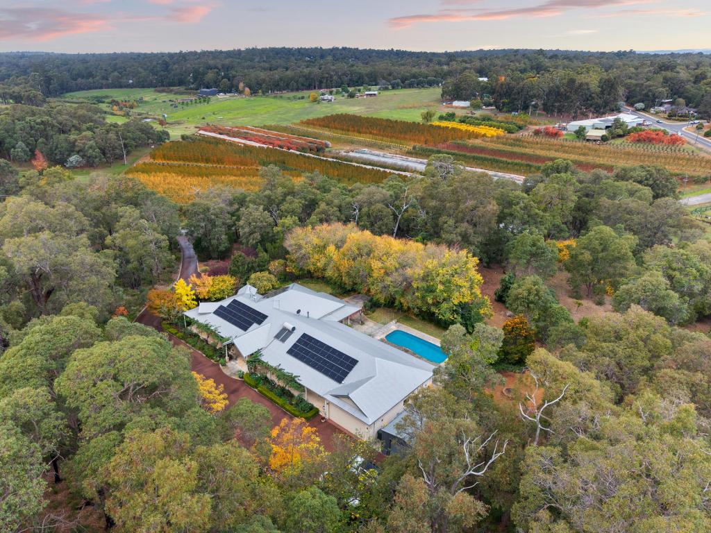 300 Peet Rd, Roleystone, WA 6111