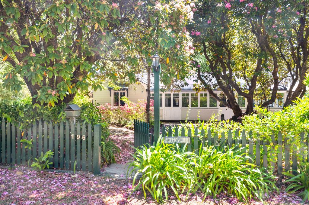 196-198 Hat Hill Rd, Blackheath, NSW 2785