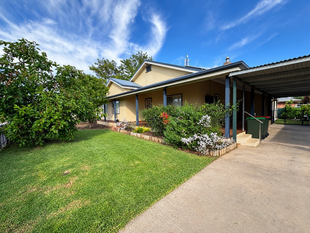 5 Black St, Forbes, NSW 2871