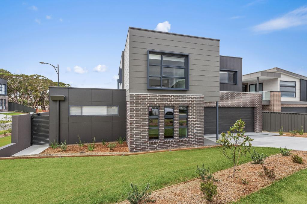 7 SKIFF PL, SHELL COVE, NSW 2529