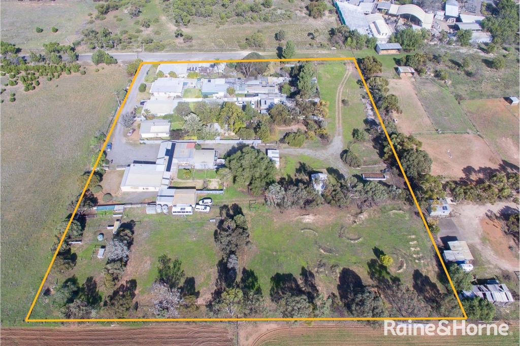 5 Watts Rd, Northern Heights, SA 5253