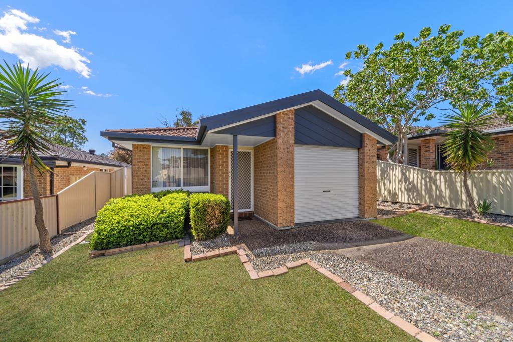 17 Myall Cl, Blue Haven, NSW 2262