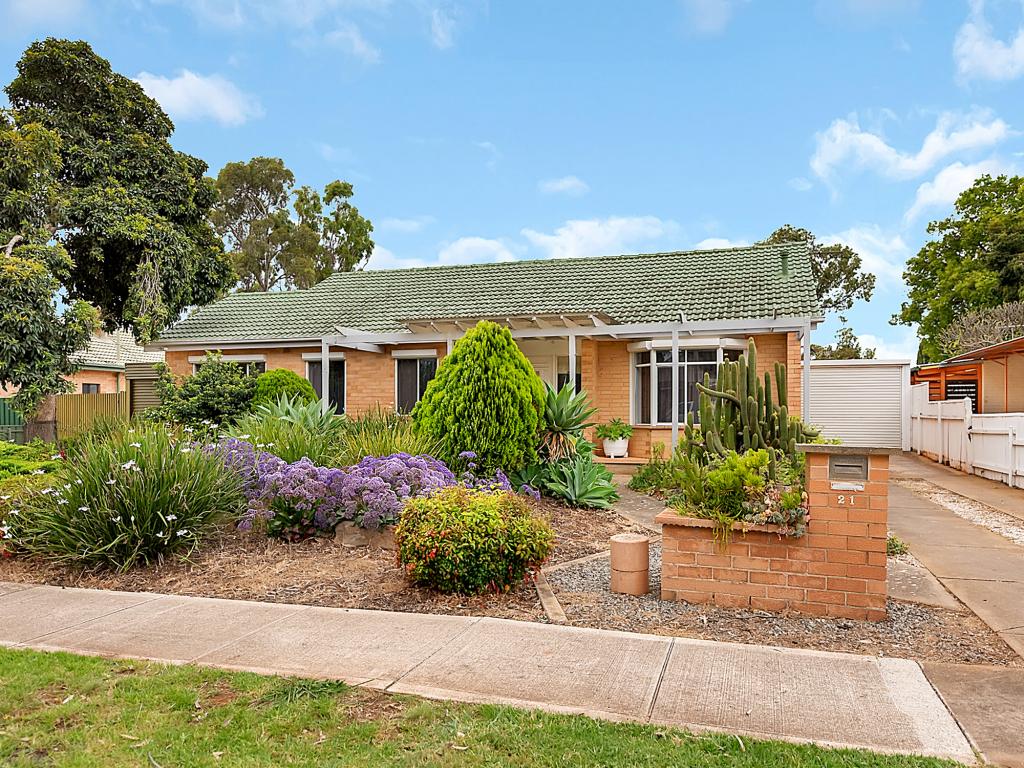 21 Berberis St, Elizabeth Vale, SA 5112