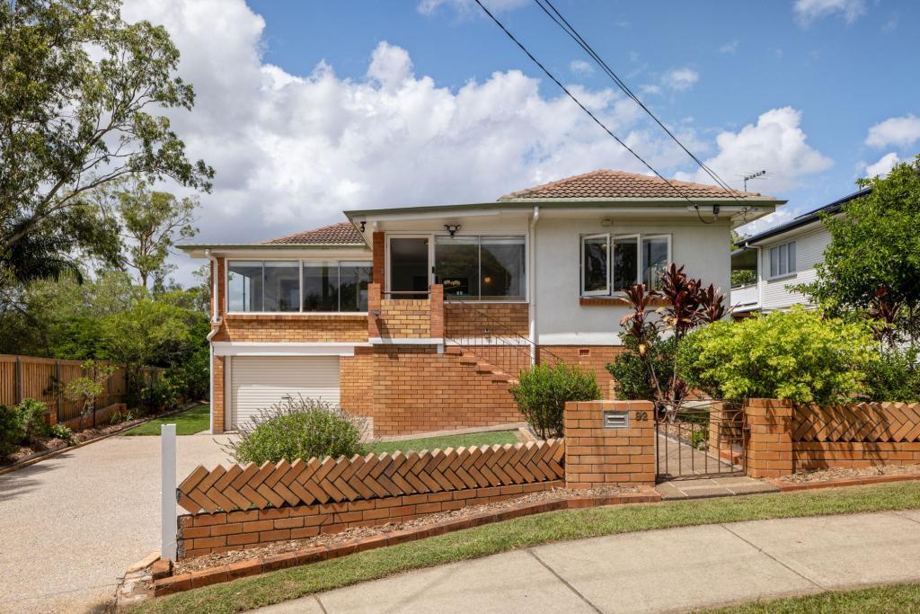 92 Pozieres Rd, Tarragindi, QLD 4121