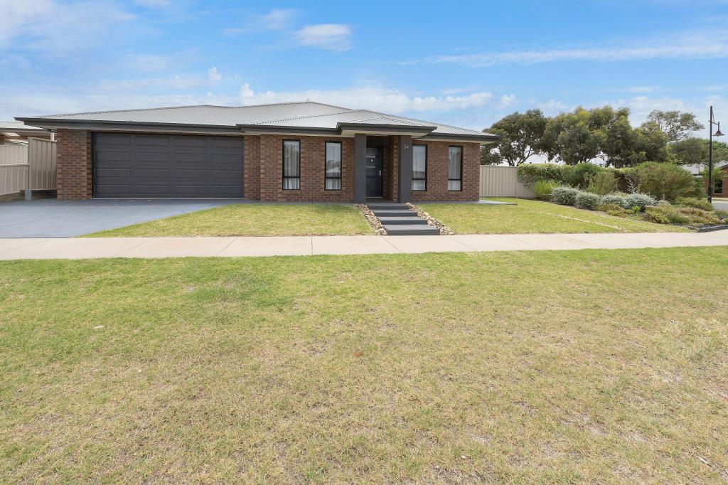 24 BOREE DR, SWAN HILL, VIC 3585