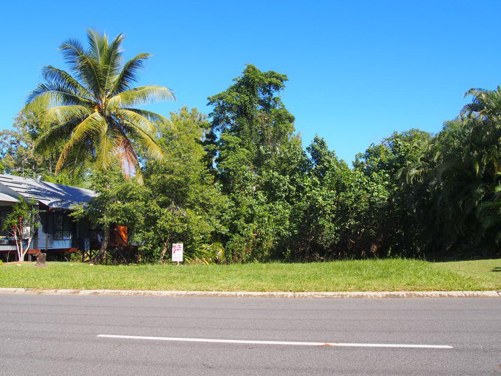 25 Reid Rd, Wongaling Beach, QLD 4852