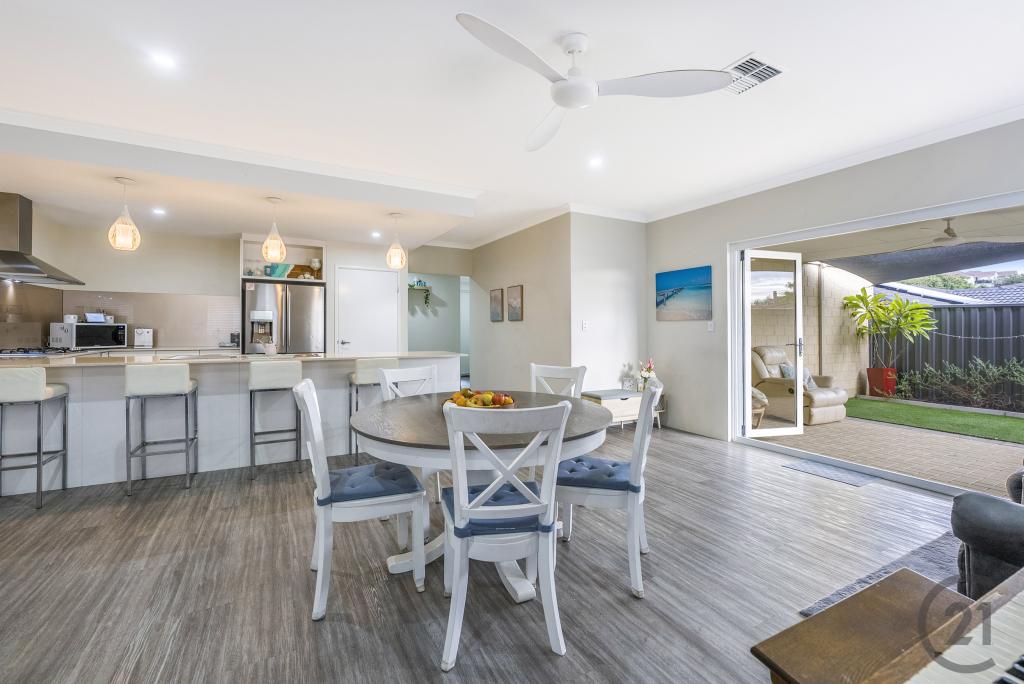 49b Shayne St, Halls Head, WA 6210