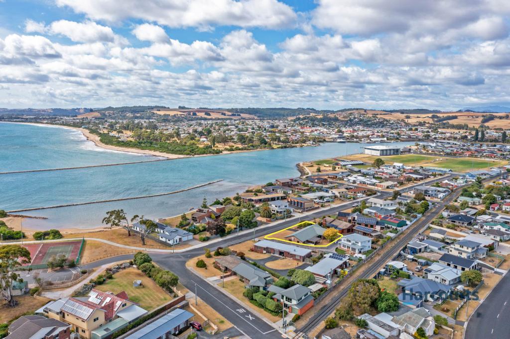 21 Braddon St, West Ulverstone, TAS 7315