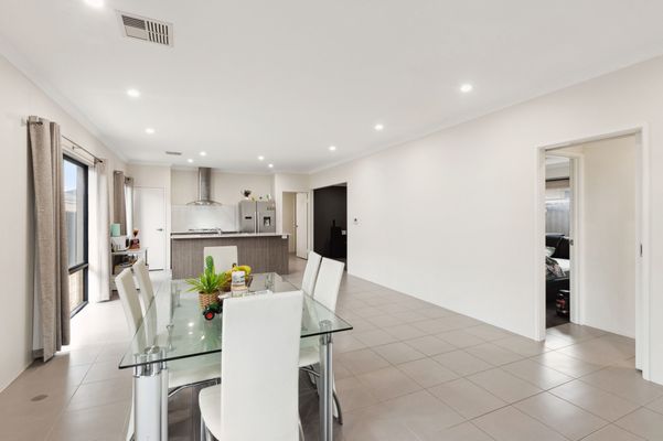19 Perlis Rd, Brabham, WA 6055