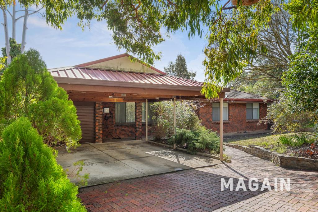 9 Glenloth Dr, Happy Valley, SA 5159