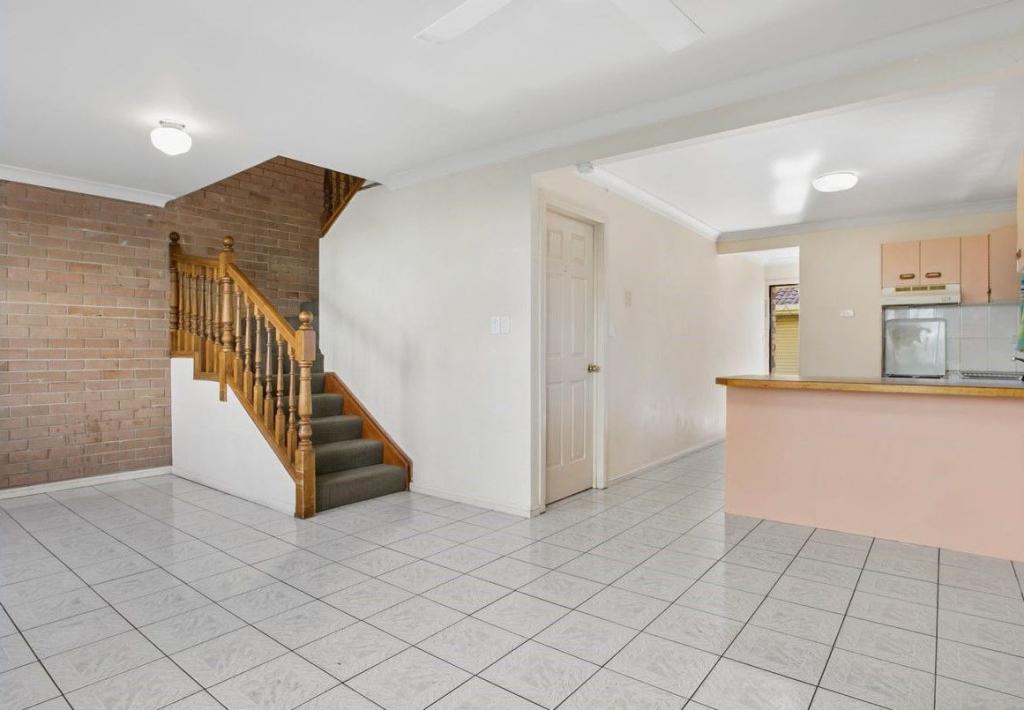8/36 Dunellan St, Greenslopes, QLD 4120