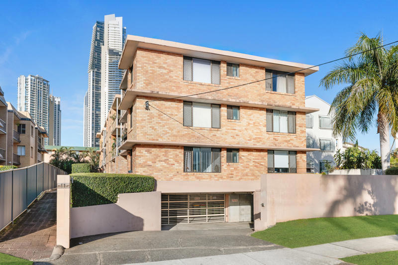 12/11 Stanhill Dr, Surfers Paradise, QLD 4217