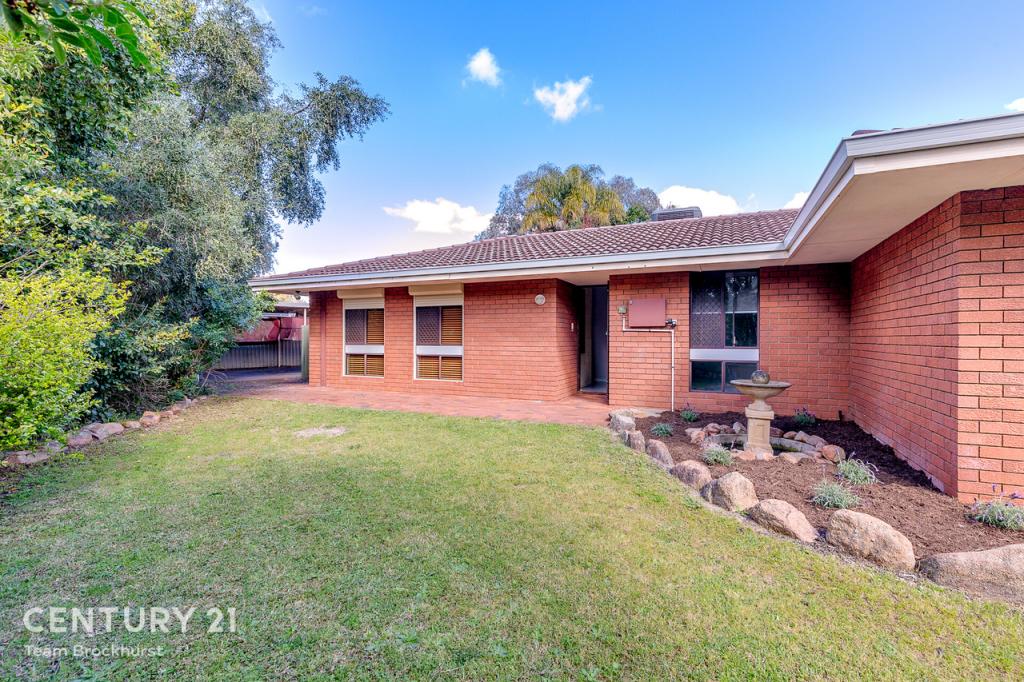 2 Harpenden St, Huntingdale, WA 6110